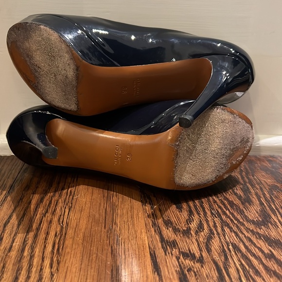 Gucci Vernice Crystal Peep Toe Platform Pump - Picture 6 of 12